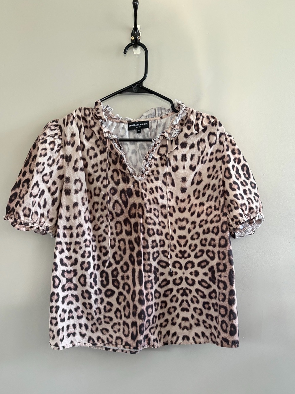 Generation Love Blouse Leopard Print pull sleeve lightweight medium